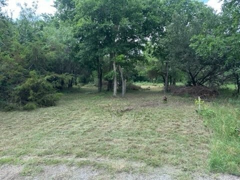 38057 Brookside Dr, Whitney, TX 76692