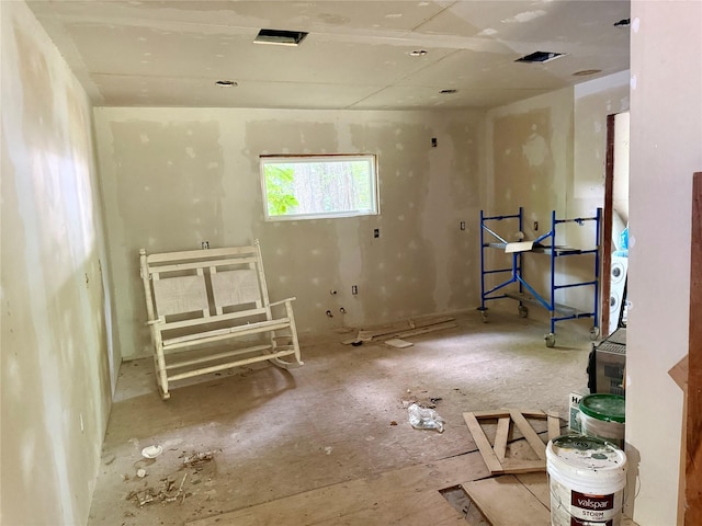 275 Lakeview Dr, Doyline, LA 71023 - view of miscellaneous room