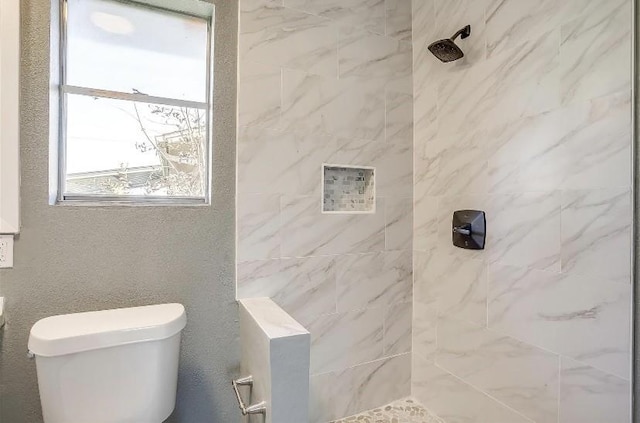 3501 NE 10th St, Mineral Wells, TX 76067 - bathroom with a tile shower