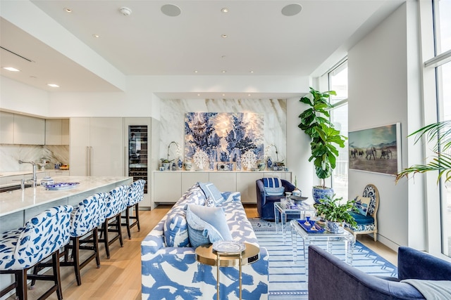 1918 Olive St Unit 502, Dallas, TX 75201 - living area featuring light wood-style flooring and recessed lighting
