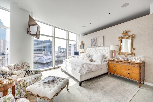1918 Olive St Unit 502, Dallas, TX 75201 - bedroom with wallpapered walls