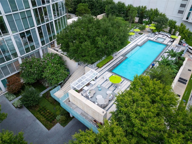 1918 Olive St Unit 502, Dallas, TX 75201 - bird's eye view of a pool