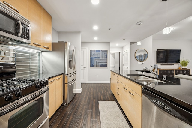 1200 Main St Unit 1106, Dallas, TX 75202 - kitchen with stainless steel appliances, dark wood finished floors, tasteful backsplash, decorative light fixtures, and light brown cabinetry