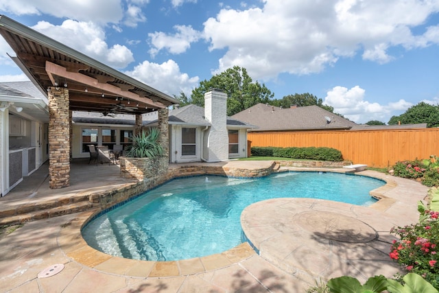 6104 Bluff Point Dr, Dallas, TX 75248 - view of swimming pool featuring a fenced backyard, a patio, ceiling fan, and a diving board