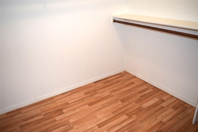 803 Ashmount Ln, Arlington, TX 76017 - spacious closet featuring light wood-style flooring