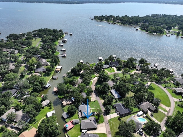 152 Guadalupe Dr, Gun Barrel City, TX 75156 - aerial view of property and surrounding area featuring a large body of water and nearby suburban area