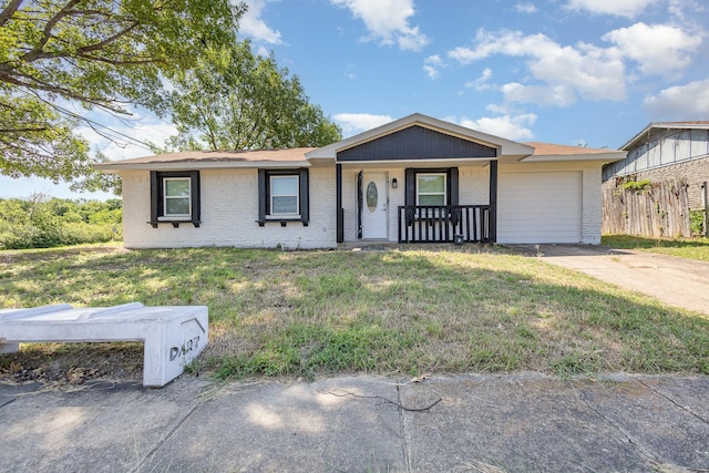 3828 Pacesetter Dr, Dallas, TX 75241 - ranch-style house with brick siding and a porch