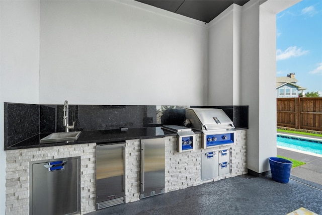 1833 Rolling Heights Ln, Fort Worth, TX 76008 - view of patio / terrace featuring a sink and an outdoor kitchen