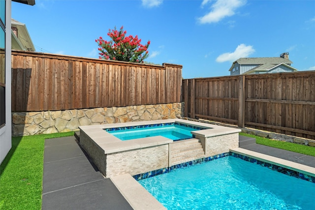 1833 Rolling Heights Ln, Fort Worth, TX 76008 - view of swimming pool featuring an in-ground hot tub and a fenced backyard