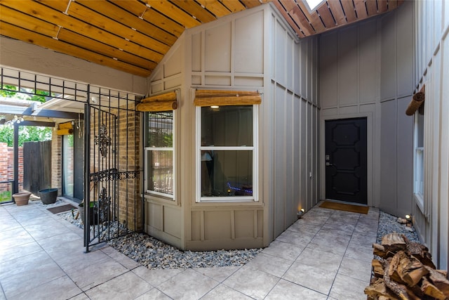 14902 Le Grande Dr, Addison, TX 75001 - entrance to property with board and batten siding