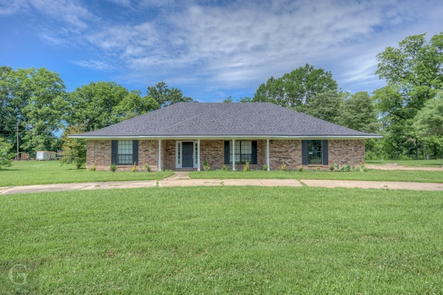 163 Sistrunk Ln, Bossier City, LA 71112 - single story home with a front yard, roof with shingles, and brick siding