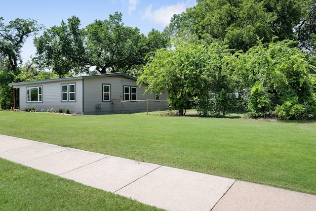 1308 Edgecliff Rd, Fort Worth, TX 76134 - view of yard