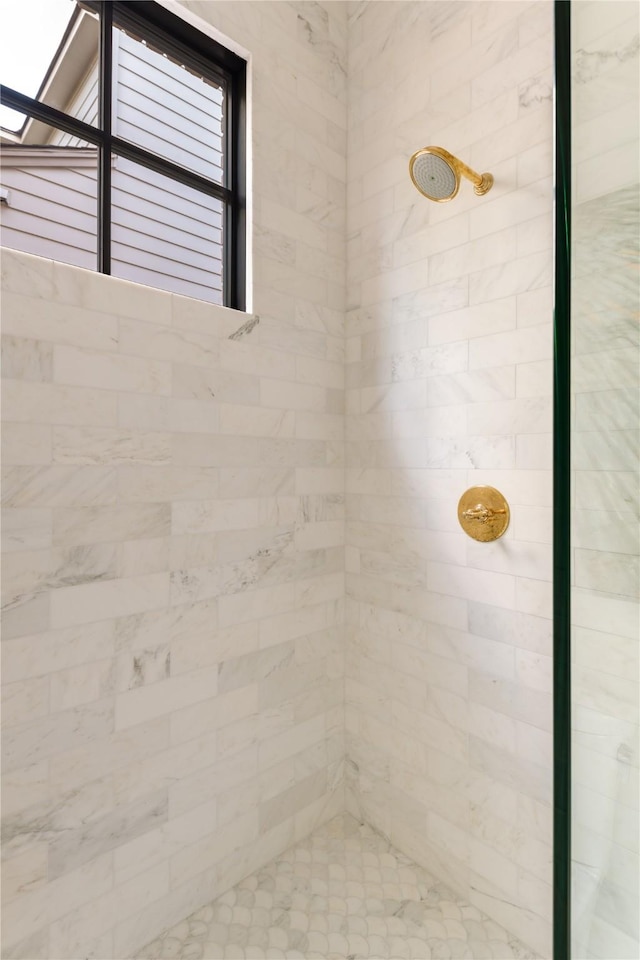 7226 Colgate Ave, Dallas, TX 75225 - bathroom featuring a stall shower