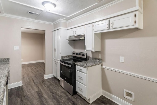 6708 Fair Meadows Dr, North Richland Hills, TX 76182 - kitchen with stainless steel electric range, under cabinet range hood, dark wood finished floors, white cabinetry, and crown molding