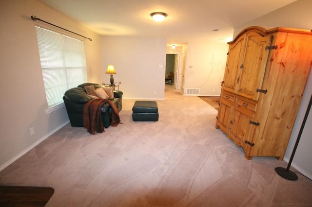805 Mulkey Ln, Denton, TX 76209 - living area with light carpet
