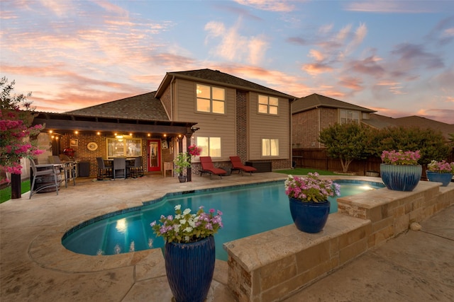 5005 Parkplace Dr, Denton, TX 76226 - swimming pool featuring a jacuzzi, a patio, and outdoor dining area