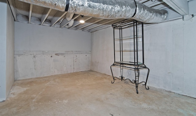 4300 Hidden Creek Dr, Arlington, TX 76016 - view of unfinished below grade area