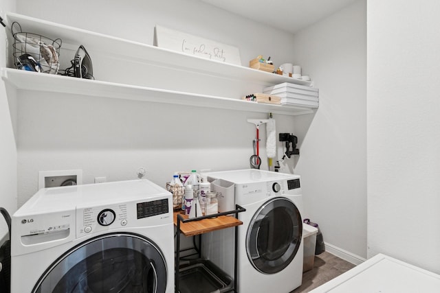 1000 Napier Way, Fort Worth, TX 76247 - laundry area with washing machine and dryer and baseboards
