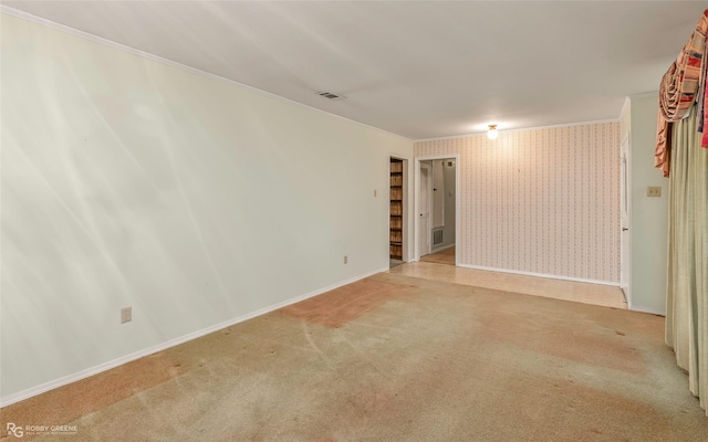 189 India Dr, Shreveport, LA 71115 - carpeted empty room with crown molding and wallpapered walls