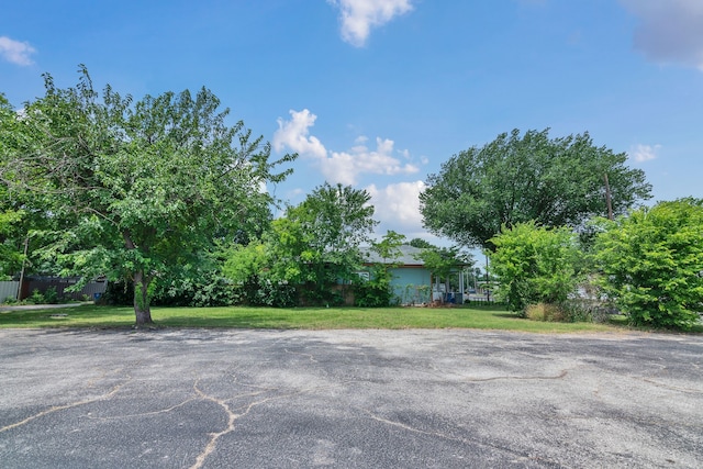 412 W 12th St, Dallas, TX 75208