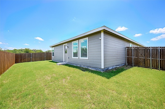 1773 Courage Crk, Crandall, TX 75114 - rear view of house featuring a fenced backyard