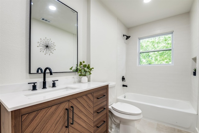 826 Nash St, Rockwall, TX 75087 - full bath featuring vanity and shower / tub combination