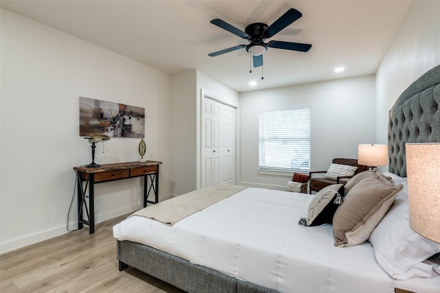 826 Nash St, Rockwall, TX 75087 - bedroom with light wood-style flooring, recessed lighting, a ceiling fan, and a closet