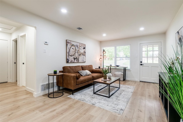 826 Nash St, Rockwall, TX 75087 - living area with light wood-type flooring and recessed lighting