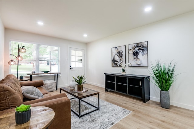826 Nash St, Rockwall, TX 75087 - living area featuring light wood finished floors and recessed lighting