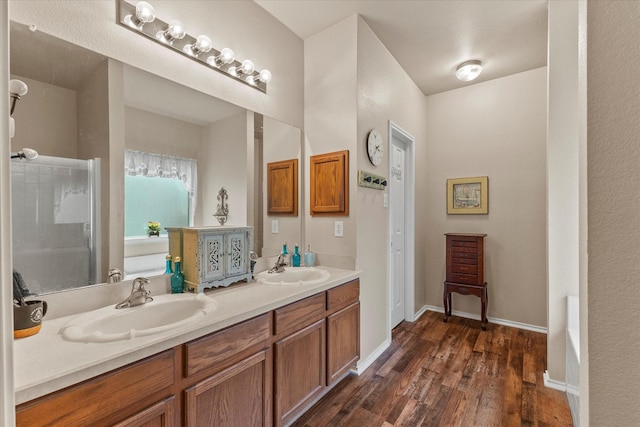 118 Independence Trl, Forney, TX 75126 - full bath featuring double vanity and wood finished floors