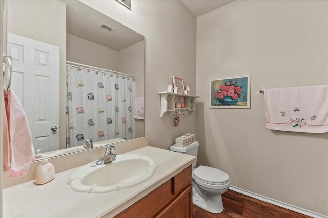 118 Independence Trl, Forney, TX 75126 - bathroom featuring vanity, wood finished floors, and a shower with curtain
