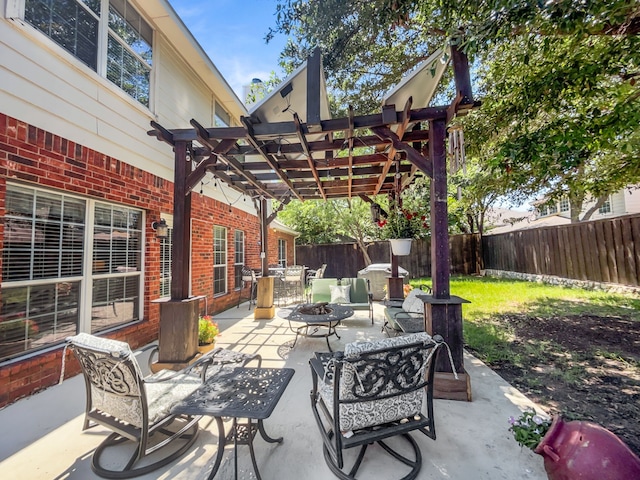 8600 La Quinta Ln, Mckinney, TX 75070 - fenced backyard featuring a pergola, a patio, outdoor dining area, and a fire pit