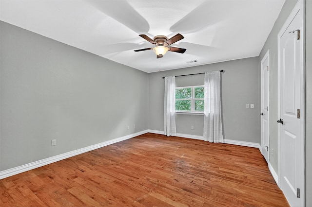 109 Lauren Ln, Pottsboro, TX 75076 - unfurnished room with a ceiling fan and wood finished floors