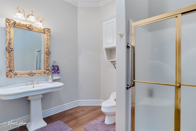 3669 Fountainbleau Rd, Keithville, LA 71047 - full bath with a stall shower, wood finished floors, and ornamental molding