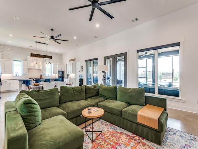 641 Cox Rd, Waxahachie, TX 75167 - living room featuring a ceiling fan and recessed lighting