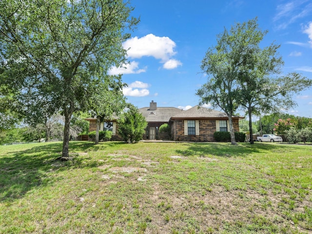 3502 Stage Coach Trl, Weatherford, TX 76087 - ranch-style house with a front lawn