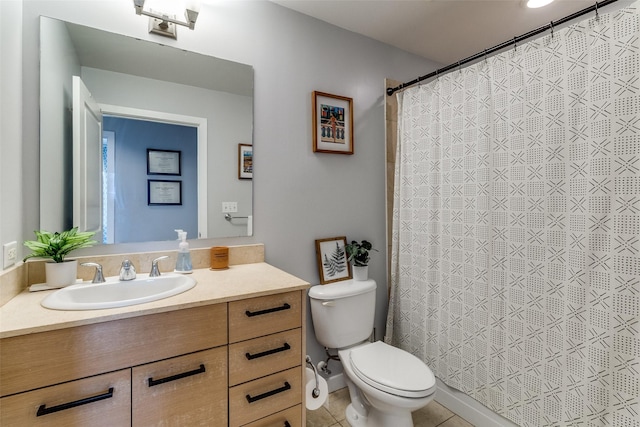 1200 Main St Unit 1402, Dallas, TX 75202 - full bath featuring vanity, tile patterned flooring, and a shower with shower curtain