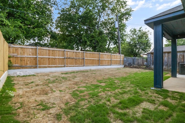 510 Woodrow Ave, Fort Worth, TX 76105 - view of fenced backyard