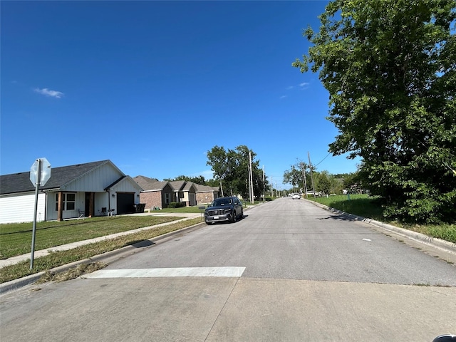 2607 Carver St, Greenville, TX 75401