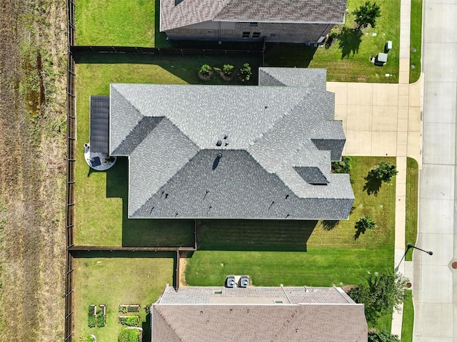 2711 Fleur De Lis Ln, Grand Prairie, TX 75054 - view from above of property