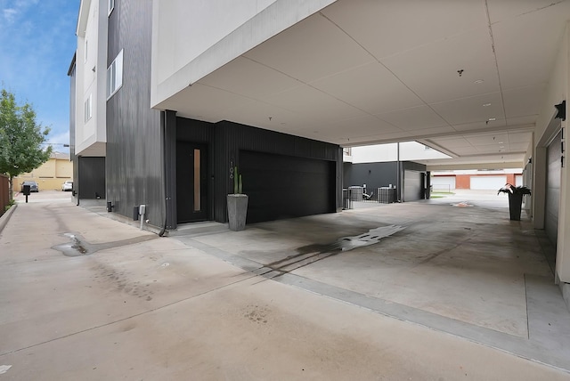 2001 N Prairie Ave Unit 106, Dallas, TX 75204 - view of garage