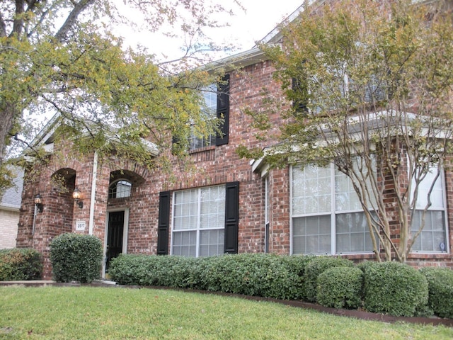 2017 Greenfield Ln, Allen, TX 75013 - view of front of house with brick siding and a front lawn