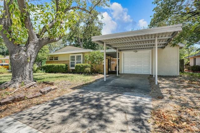 2442 Oates Dr, Dallas, TX 75228 - single story home featuring driveway