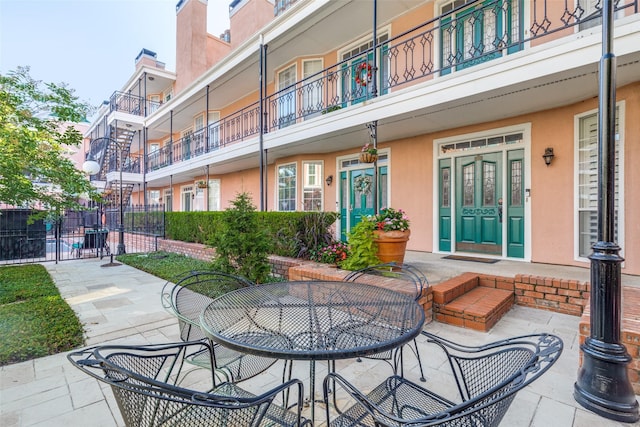 3208 Cole Ave Unit 1110, Dallas, TX 75204 - patio / terrace with outdoor dining space