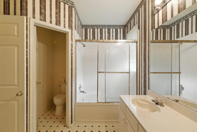5004 Lodgepole Ln, Fort Worth, TX 76137 - bathroom with wallpapered walls, vanity, and enclosed tub / shower combo