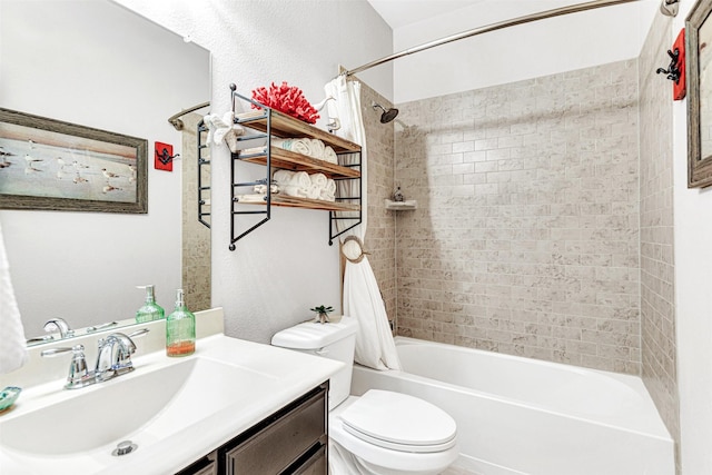 1402 White Water Ln, Rockwall, TX 75087 - bathroom featuring shower / tub combo with curtain and vanity