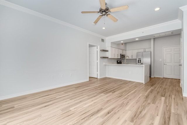 3102 Kings Rd Unit 2104, Dallas, TX 75219 - unfurnished living room with ornamental molding, light wood finished floors, a ceiling fan, and recessed lighting