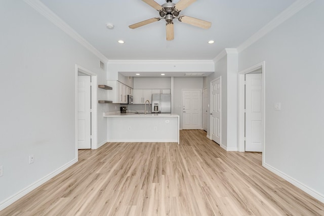 3102 Kings Rd Unit 2104, Dallas, TX 75219 - unfurnished living room with crown molding, light wood finished floors, ceiling fan, and recessed lighting