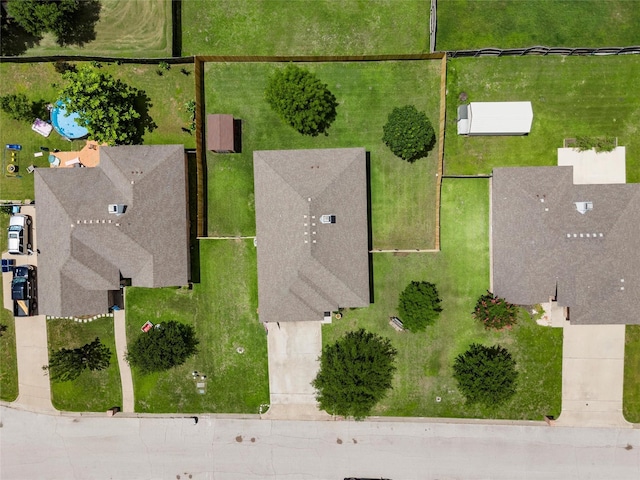 708 Sapphire Blvd, Hewitt, TX 76643 - drone / aerial view