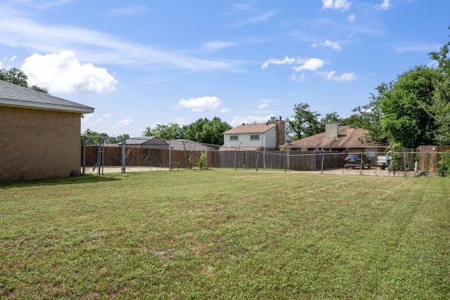 7220 Elderberry Ln, Dallas, TX 75249 - view of fenced backyard